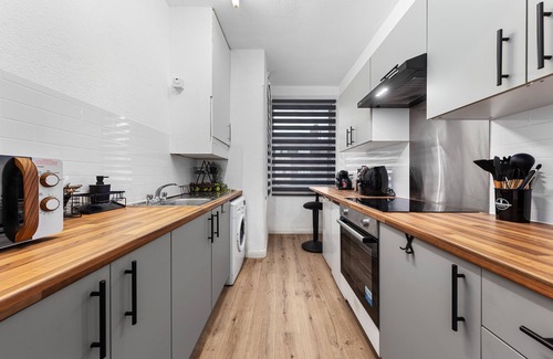 Seven Kings Apartment | cosy 1BDR green lane flat - FREE parking
