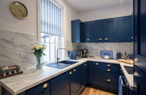 Saltaire Village House | Cosy 2-Bed Cottage in a World Heritage Village