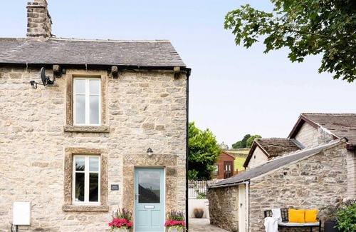 Hope Valley Cottage | Cosy 2 bed cottage nestled in the village of Bradwell, close to the Hope Valley