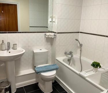 Reading Apartment | Cosy 2-Bed Flat in Reading