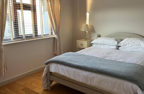 Haddenham House | Cosy 2 bed, home from home