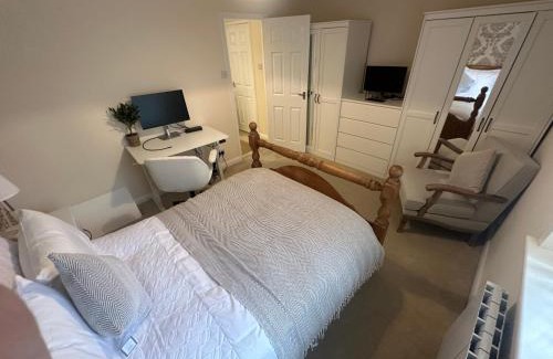 Castle Bromwich House | Cosy 2 Bed House near Birmingham Airport & NEC