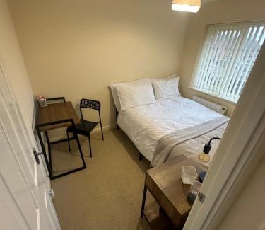 Castle Bromwich House | Cosy 2 Bed House near Birmingham Airport & NEC