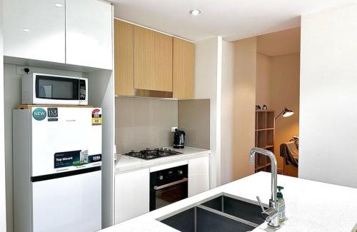 Homebush Apartment | Cosy 2-Bedroom Apartment, Homebush NSW 2140