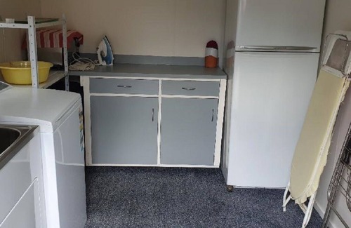 Whakatane House | Cosy 2 Bedroom Bungalow close to town and its the Entire House