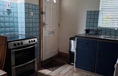 Inverin Ski Chalet | Cosy 2 Bedroom Chalet near Spiddal Galway 8 min.walk to beautiful beaches