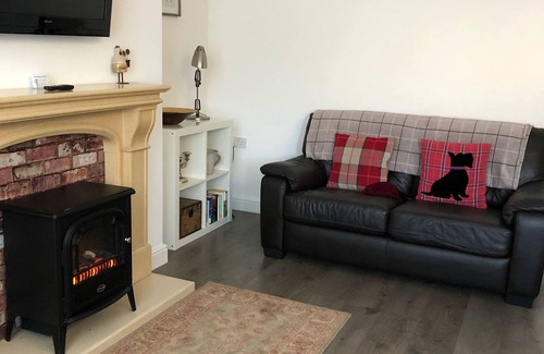 Shotton Colliery House | Cosy 2 bedroomed terraced house just 20 minutes from Durham City