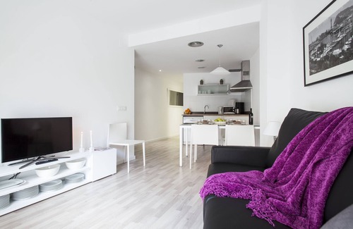 Sants-Badal Apartment | Cosy 2 bedroom next to the Magic Fountain