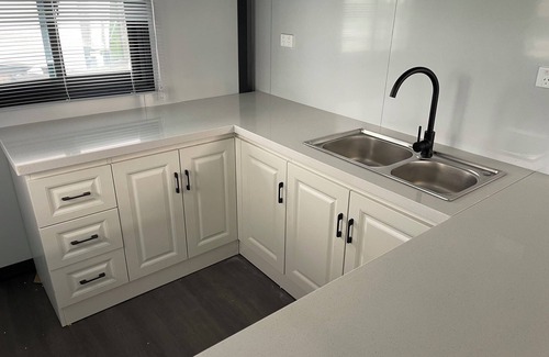 Ngaruawahia House | Cosy 2 bedroom tiny home in the beautiful cityof Waikato