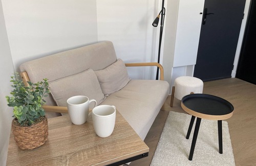 Bas de Venoix Apartment | Cosy 2-room apartment with private parking