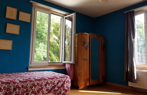 District 2 House | Cosy 20 sq meter room: 6 min from the main train Station