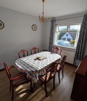 Omagh House | Cosy 3 Bed Retreat in Omagh