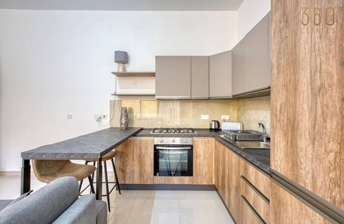 Xaghra Apartment | Cosy 3BR Apt with full amenities in Xaghra Gozo!