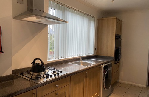 Castle Bromwich House | Cosy 3BR Home Close to Villa Park Castle Bromwich off the M6