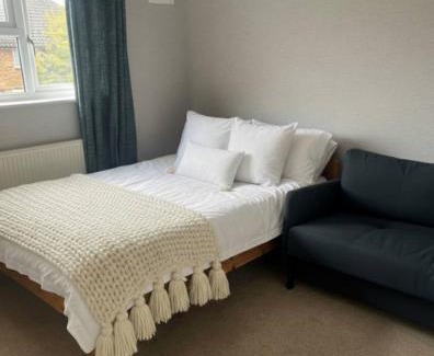 Borehamwood House | Cosy 4 bedroom house in borehamwood