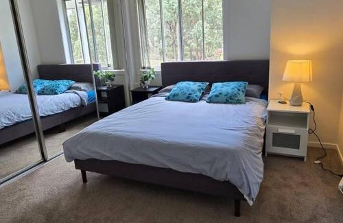 Kellyville Ridge Villa | Cosy 5 x bedroom Kellyvil Ridge