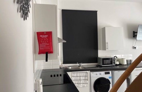 Goole Apartment | Cosy Airy Maisonette