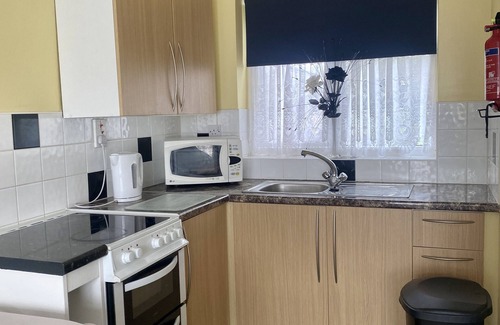 Great Yarmouth Ski Chalet | Cosy and Comfortable Holiday Chalet 10 minutes walk to the beach, Norfolk