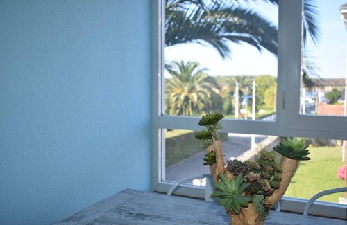 Suances Apartment | Cosy and comfortable flat with swimming pool and paddle tennis court.