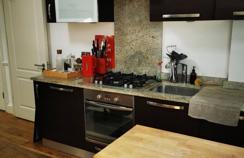 Cantelowes Apartment | Cosy and quirky 1 bedroom flat with patio Camden