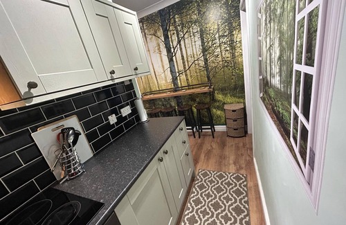 Ruskington Cabin | Cosy and Secluded Brook-side Lodge