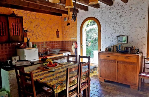 Mayres House | Cosy and very nice holiday home in a small French village