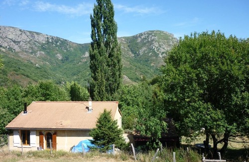 Mayres House | Cosy and very nice holiday home in a small French village