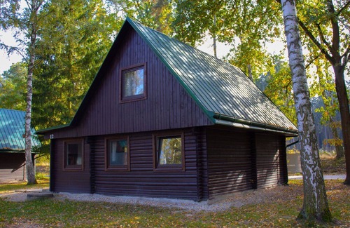 Hradec Kralove House | Cosy apartment in villa for 12 people with WIFI, TV, patio, pets allowed and parking