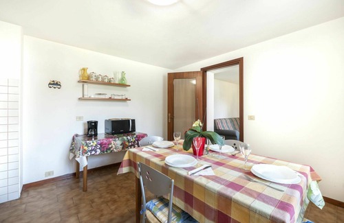 Rive D'Arcano House | Cosy apartment in villa for 6 people with TV, patio and parking