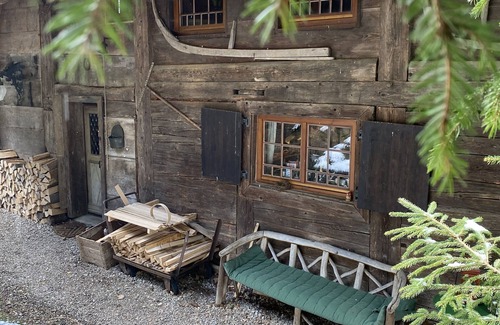 Spielweg Apartment | Cosy apartment in historical Black Forest wooden Cottage