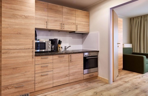 Katschberg Apartment | Cosy apartment with WIFI, pool, TV, balcony, pets allowed, panoramic view and parking