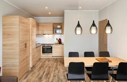 Katschberg Apartment | Cosy apartment for 5 people with WIFI, pool, TV, balcony, pets allowed, panoramic view and parking