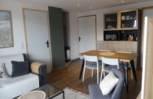 Puy-Saint-Vincent Apartment | Cosy apartment at 1800 with direct access to the slopes