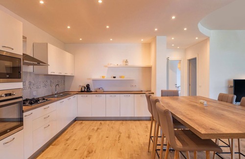 Tovo San Giacomo Apartment | Cosy apartment for 6 people with private pool, WIFI, TV, pets allowed and parking