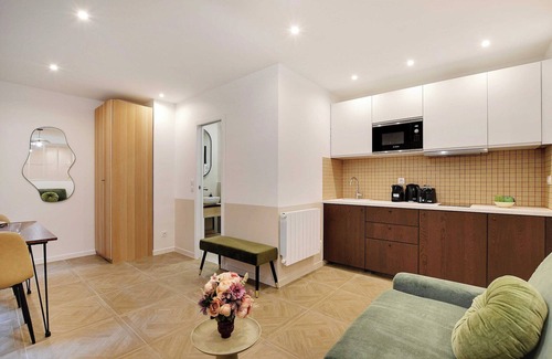 Strasbourg -Saint-Denis Apartment | Cosy apartment - 1BR/5P - Porte St-Denis