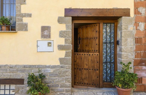 Olocau del Rey Villa | Cosy apartment in villa for 2 people with WIFI, TV, balcony, pets allowed and panoramic view