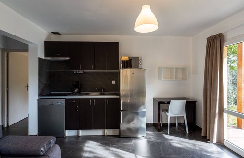 Favone Apartment | Cosy apartment for 6 guests with pool, WIFI, A/C, TV, terrace and pets allowed