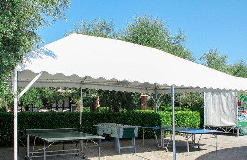 Crociale Apartment | Cosy apartment for 4 guests with pool, WIFI, A/C, TV, terrace, pets allowed and parking
