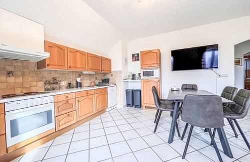 Grosssoelk Apartment | Cosy apartment for 12 guests with WIFI, hot tub, TV, terrace, panoramic view and parking
