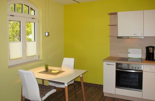 Splietsdorf Apartment | Cosy apartment for 2 guests with WIFI, TV, terrace, pets allowed and parking