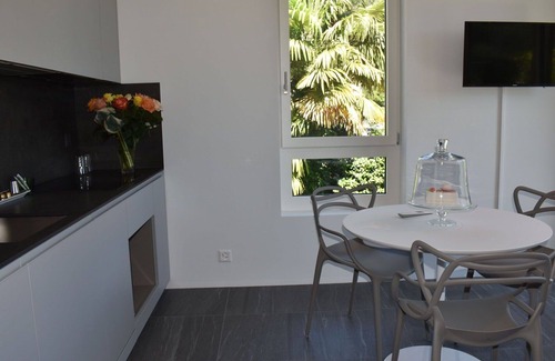 Golino Apartment | Cosy apartment for 4 people with pool, WIFI, TV, patio, pets allowed, panoramic view and parking