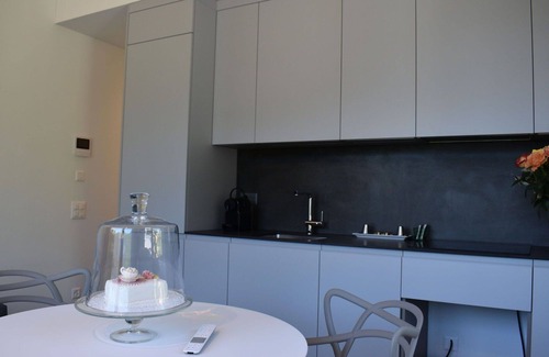 Golino Apartment | Cosy apartment for 4 people with pool, WIFI, TV, patio, pets allowed, panoramic view and parking