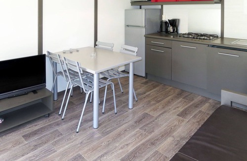 Aregno Apartment | Cosy apartment for 4 guests with WIFI, A/C, TV, terrace and parking