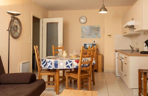 Rocabey - Alsace - Gare Apartment | Cosy apartment for 4 guests with WIFI, TV and terrace