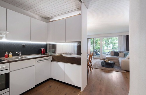 Davos-Dorf Apartment | Cosy apartment for 4 guests with WIFI, TV, balcony and pets allowed