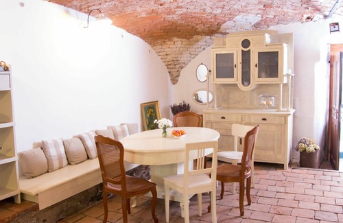Lukavice Apartment | Cosy apartment for 4 people with pool, WIFI, patio and parking
