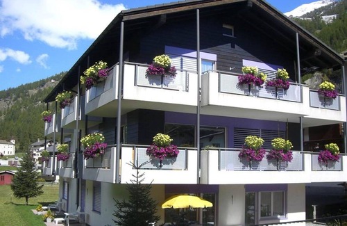 Saas-Balen Apartment | Cosy apartment for 4 people with WIFI, TV, balcony and pets allowed