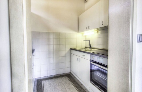 Ptuj Apartment | Cosy apartment for 4 people with pool, A/C, WIFI, TV, balcony and parking