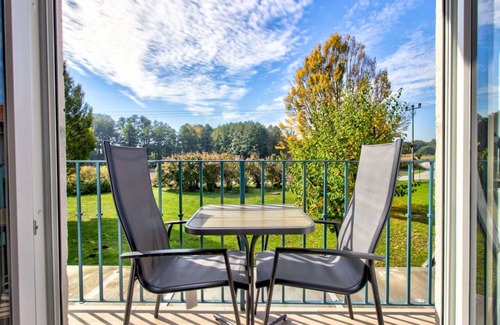 Ptuj Apartment | Cosy apartment for 4 people with pool, A/C, WIFI, TV, balcony and parking