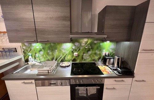 Gloggnitz Apartment | Cosy apartment for 5 people with WIFI, TV and patio